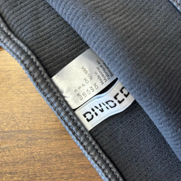 Slate Blue/Grey Ribbed Crop Top - Picture 6 of 8